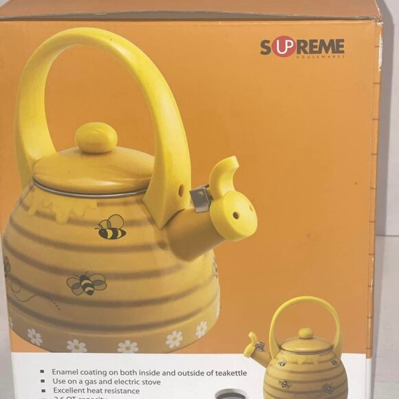 Tea Kettle Whistling for Stove Top Bee Hive Decor Enamel on Steel NEW IN BOX - Picture 2 of 6